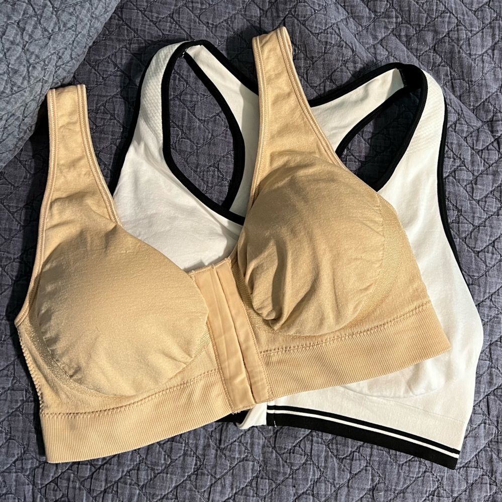 Bundle of 2 extra support sports bras